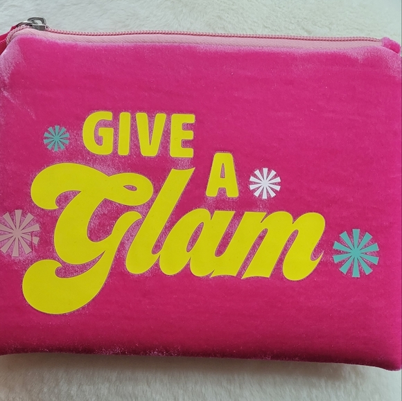 Benefit Cosmetic Bag - Picture 2 of 10